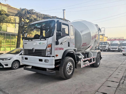重汽8立方混凝土攪拌車(chē)
