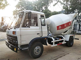 東風(fēng)5立方混凝土攪拌車(chē)