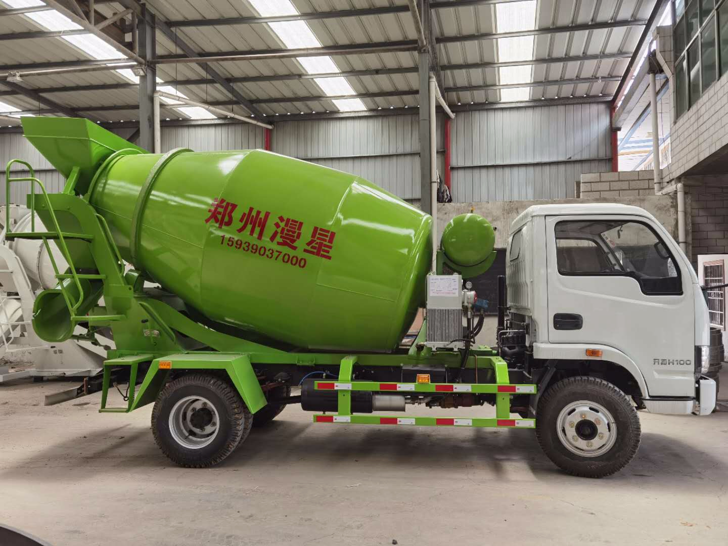混凝土攪拌車(chē)燃油系統(tǒng)保養(yǎng)