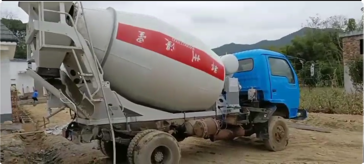 4立方攪拌車自卸車改裝|翻斗車改裝混凝土攪拌車